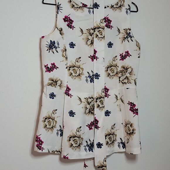 Ann Taylor linen Blouse - Picture 1 of 10